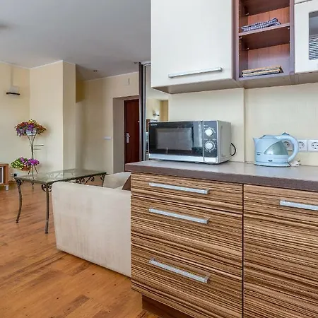 Appartement Lovely Right In The Center Of